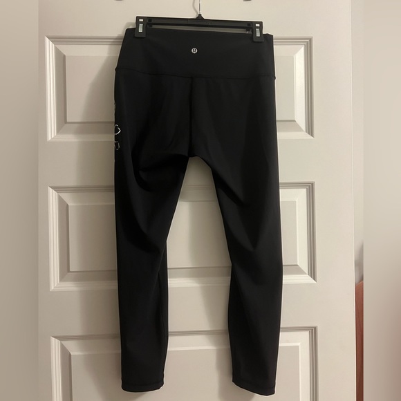 Lululemon SoulCycle Align SHR High Rise Black Skull Camo Leggings sz 8 - Picture 5 of 5